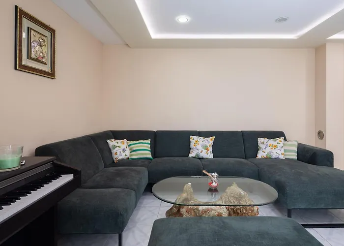 Apartment Nikola - Near Town Centre